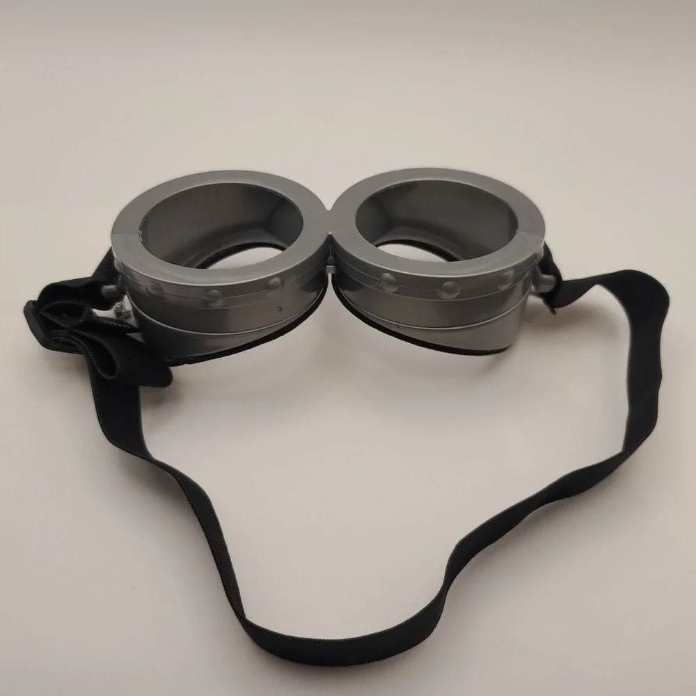 Minions Cosplay Set - Yellow Beanie Hat, Black Gloves and Goggles, Suspender